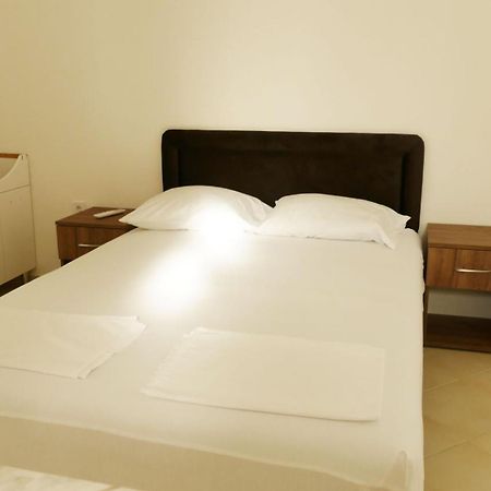 Apartmani Scepanovic Сутоморе Екстериор снимка