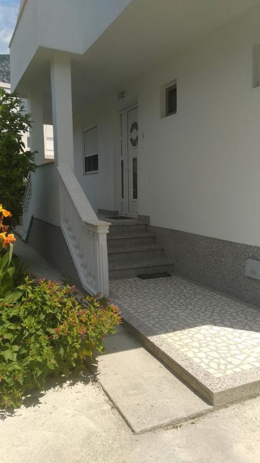 Apartmani Scepanovic Сутоморе Екстериор снимка