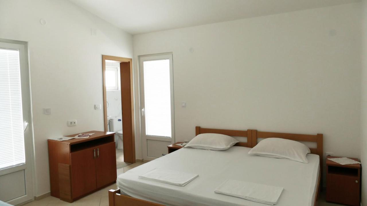 Apartmani Scepanovic Сутоморе Екстериор снимка